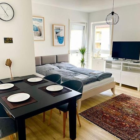 Sonniges Apartment In Ruhiger Und Zentraler Lage Pforzheim Buitenkant foto